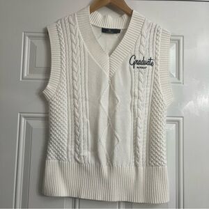 Illusory White Cable Knit Sweater Vest Womens Size S ‘ Graduate by Hilton’ Logo